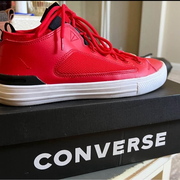 Converse Mens Red Sneakers - Picture 2 of 2